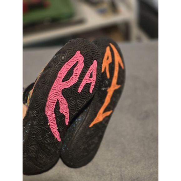 Size 13 C Puma Melo Ball Dexter's Laboratory x MB.03 Jr Athletic Shoes 379331 01 - Picture 9 of 11